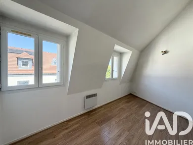 Apartment in Marolles-en-Hurepoix (91630)