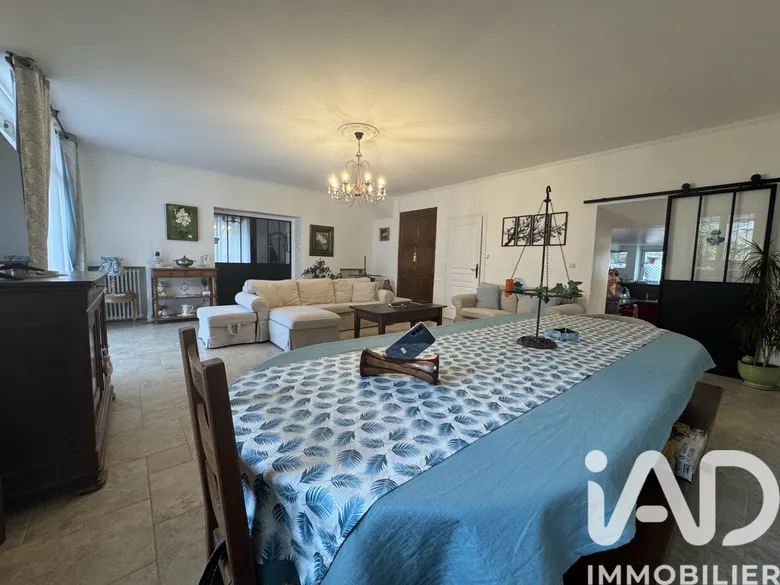 Maison 14 pièces 468 m² · à Cloyes-les-Trois-Rivières · 468,2 m² · 581 000 €