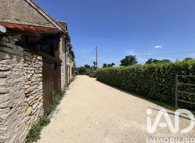 Longere in Saint-Aignan-des-Noyers (18600)
