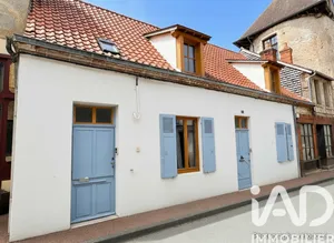Maison à Ainay-le-Château (03360)