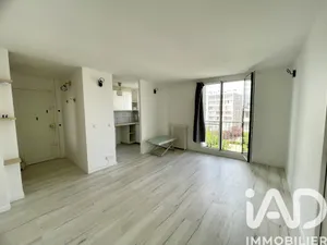 Apartment in Montrouge (92120)