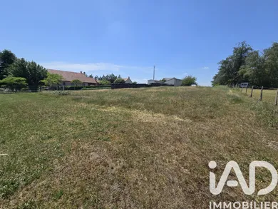 Building plot in Saint-Pourçain-sur-Sioule (03500)