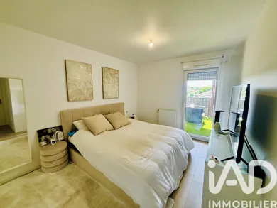 Appartement à Saint-Vincent-de-Paul (33440)