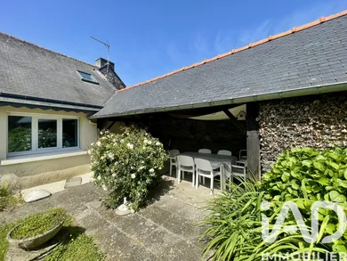 Maison traditionnelle à Caurel (22530)