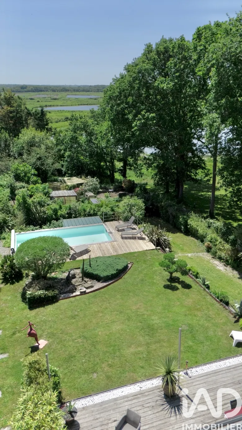 Maison 7 pièces 240 m² · à Assérac · 240 m² · 698 000 €