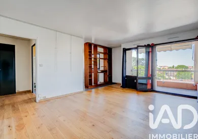 Apartment in Toulouse (31200)