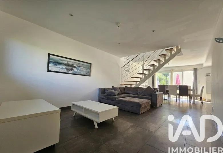 Maison 5 pièces 123 m² · à Vezin-le-Coquet · 123 m² · 332 000 €