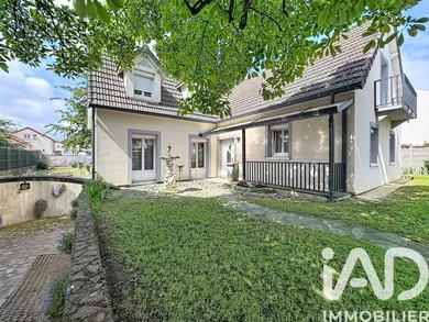 Maison à Viry-Châtillon (91170)