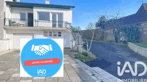 Townhouse in Arthez-de-Béarn (64370)