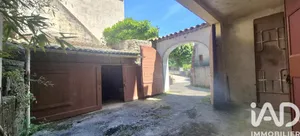 Maison de village à Saint-Laurent-le-Minier (30440)
