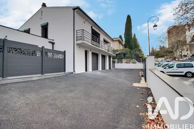 Apartment in Gignac (34150)