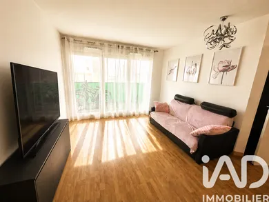 Apartment in Rosny-sous-Bois (93110)