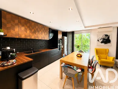 Apartment in Hyères (83400)