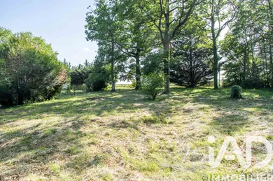 Building plot in Douchy-Montcorbon (45220)