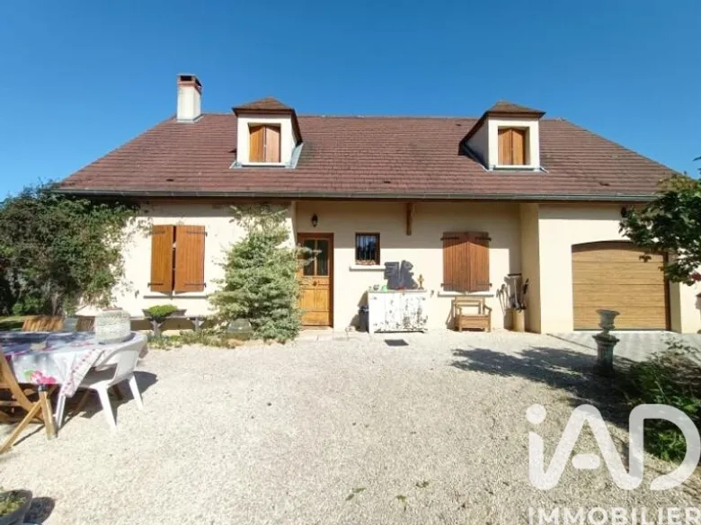 Maison 6 pièces 146 m² · à Mazerier · 146,4 m² · 278 000 €