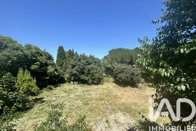 Terrain à bâtir à Caux (34720) · 150 000 €