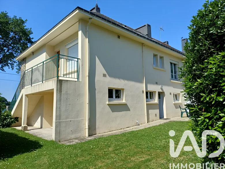 Maison 5 pièces 124 m² · à Questembert · 123,7 m² · 220 000 €