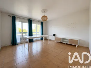 Appartement à Le Coudray-Montceaux (91830)