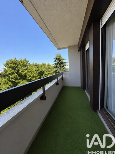 Appartement à Le Coudray-Montceaux (91830)