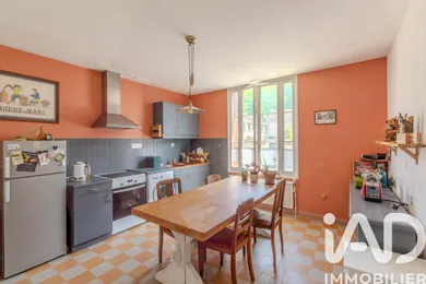 Maison à Montigny-sur-Loing (77690)