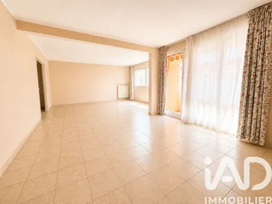 Appartement à Saint-Quentin (02100)