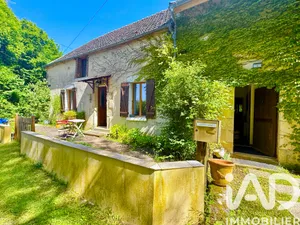 Maison de campagne à Arquian (58310)