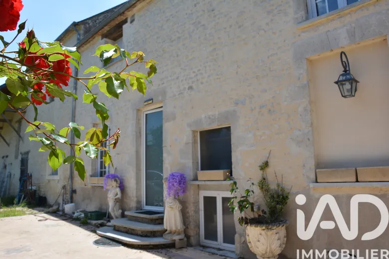 Maison 7 pièces 180 m² · à Poinville · 180 m² · 269 900 €