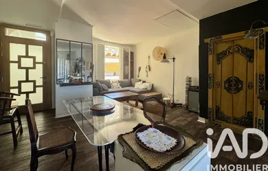 Apartment in Saint-Raphaël (83700)