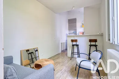 Apartment in Bois-Colombes (92270)