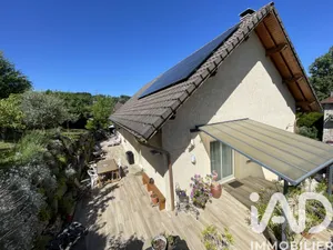 Maison de village à Lépin-le-Lac (73610)