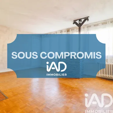 Apartment in Villebon-sur-Yvette (91140)