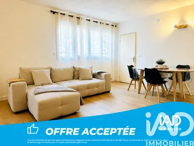 Apartment in Thiais (94320)