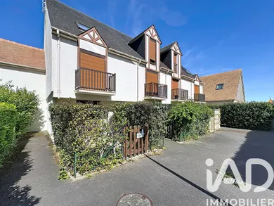 Apartment in Courseulles-sur-Mer (14470)