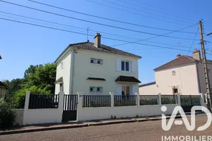 Maison à COULANGES LES NEVERS (58660)