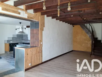Maison de village à Val d'Erdre-Auxence (49370)