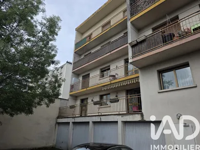 Apartment in Neuilly-Plaisance (93360)