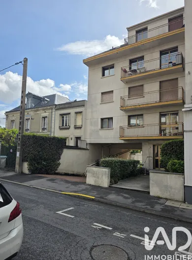 Apartment in Neuilly-Plaisance (93360)