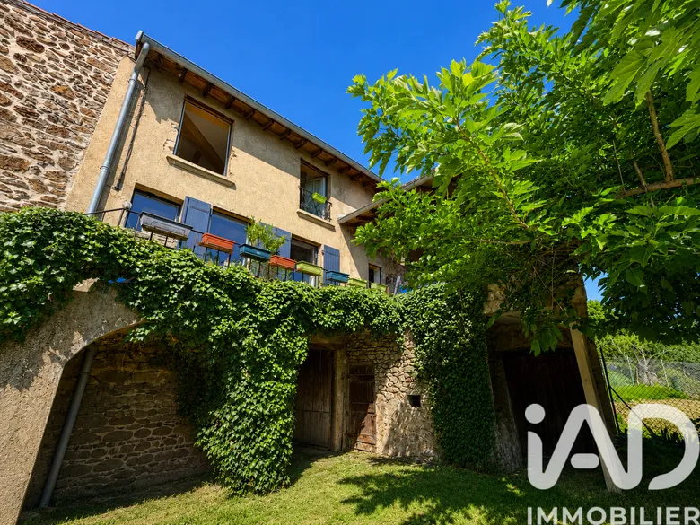 Maison 5 pièces 180 m² · à Saint-Pierre-de-Bœuf · 180 m² · 315 000 €