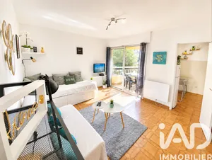 Apartment in Six-Fours-les-Plages (83140)