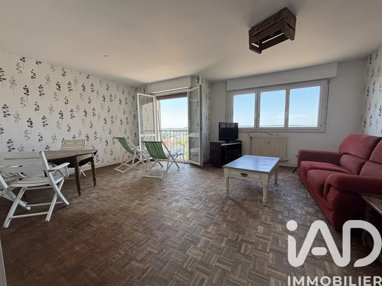 Appartement 4 pièces 77 m² · à Saumur · 77 m² · 65 000 €