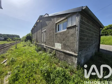 Commercial walls in Blangy-sur-Bresle (76340)
