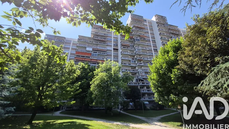 Appartement 5 pièces 81 m² · à Grenoble · 81 m² · 159 500 €