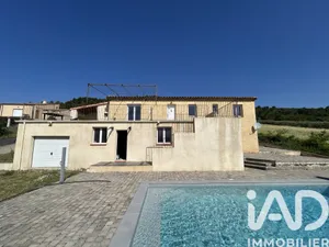 Maison traditionnelle à Peyruis (04310)