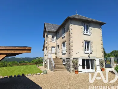 Maison à Vezels-Roussy (15130)