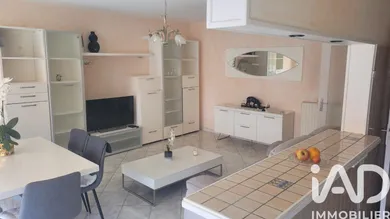 Apartment in Antibes (06160)