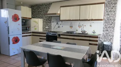 Maison de village à Lachy (51120)