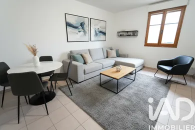 Apartment in Combs-la-Ville (77380)