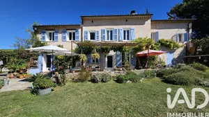 Maison à Villecroze (83690)