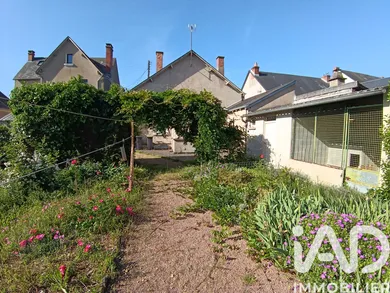 House in Thouars (79100)