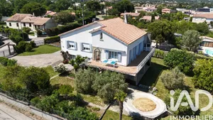 Traditional house in Lavilledieu (07170)